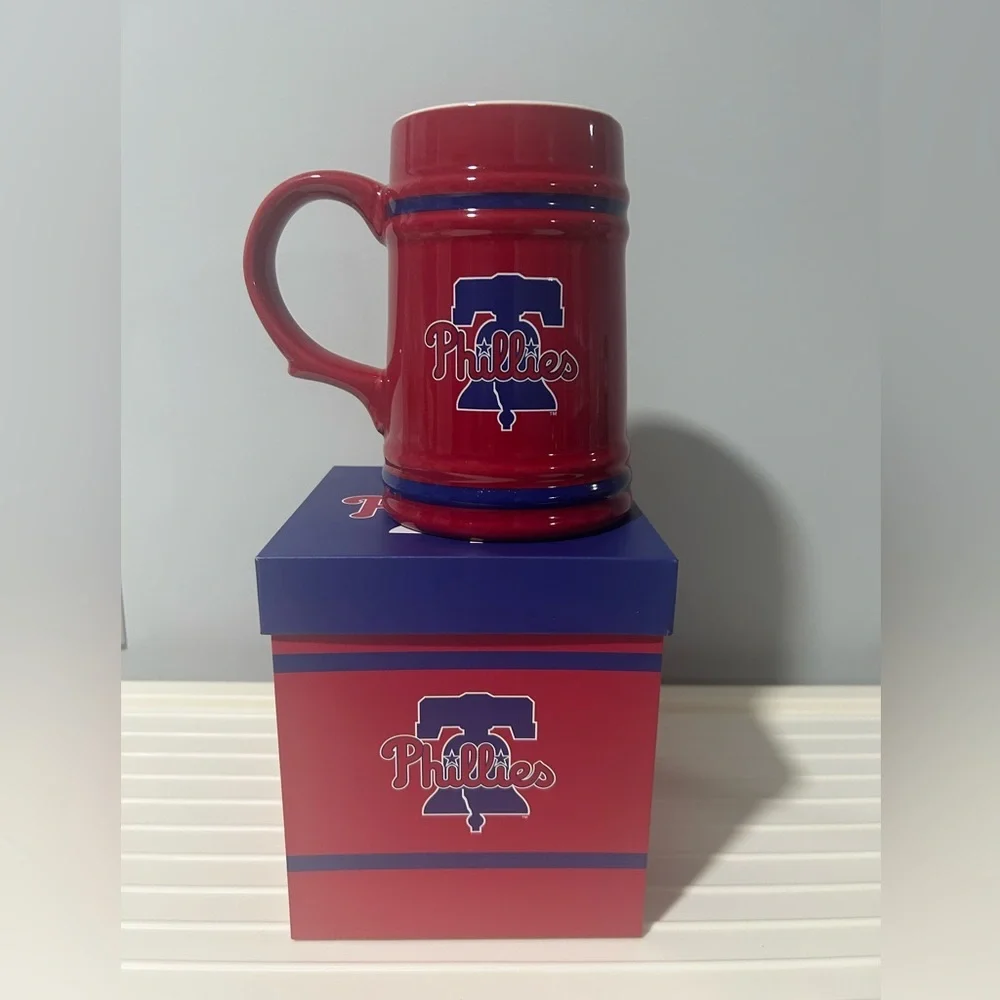 NEW Phillies Red Ceramic Stein with Gift Box - perfect for baseball fan! - Picture 2 of 3
